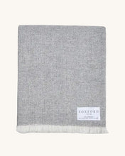 Load image into Gallery viewer, FOXFORD WHITE GREY X/L L/W FRINGE THROW