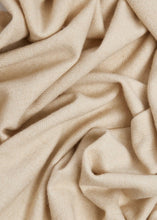 Load image into Gallery viewer, FOXFORD WHITE/BABY CAMEL XL L/W FRINGE THROW