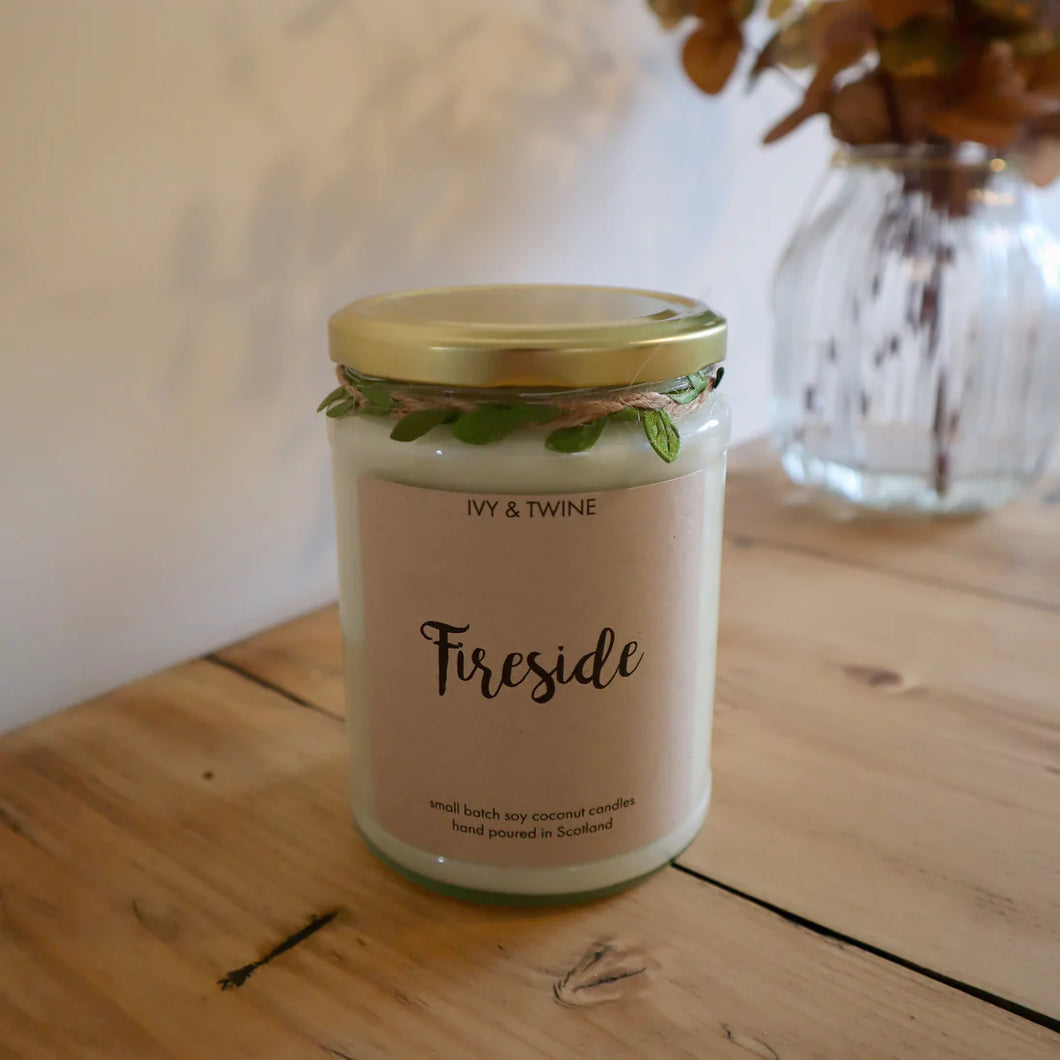 IVY & TWINE FIRESIDE CANDLE 420G